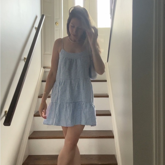 Meet your Posher, Victoria - Picture 1 of 1